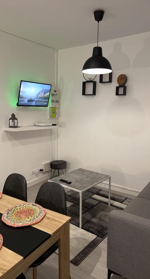Appartement Moderne Refait A Neuf Proximite Centre Ville Et Plage Coudekerque-Branche Luaran gambar