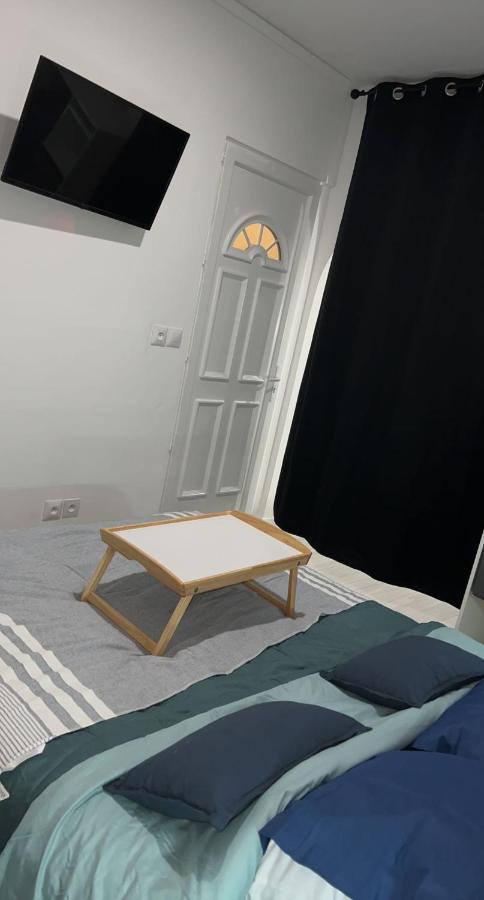 Appartement Moderne Refait A Neuf Proximite Centre Ville Et Plage Coudekerque-Branche Luaran gambar