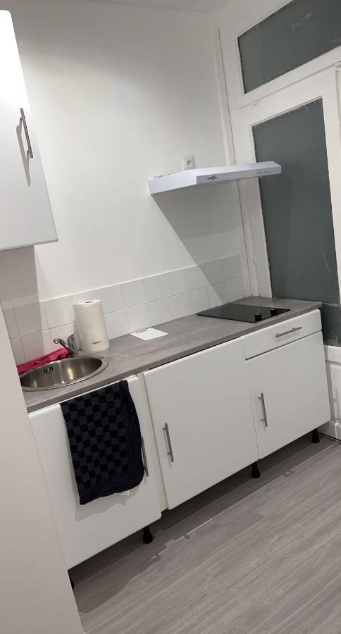 Appartement Moderne Refait A Neuf Proximite Centre Ville Et Plage Coudekerque-Branche Luaran gambar