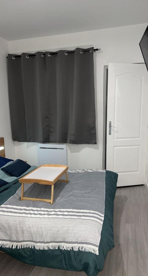 Appartement Moderne Refait A Neuf Proximite Centre Ville Et Plage Coudekerque-Branche Luaran gambar